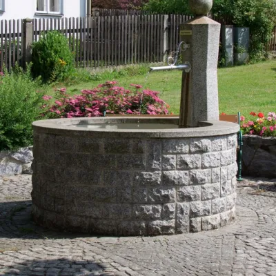 Steinmetz Mahringer - Brunnen und Skulpturen